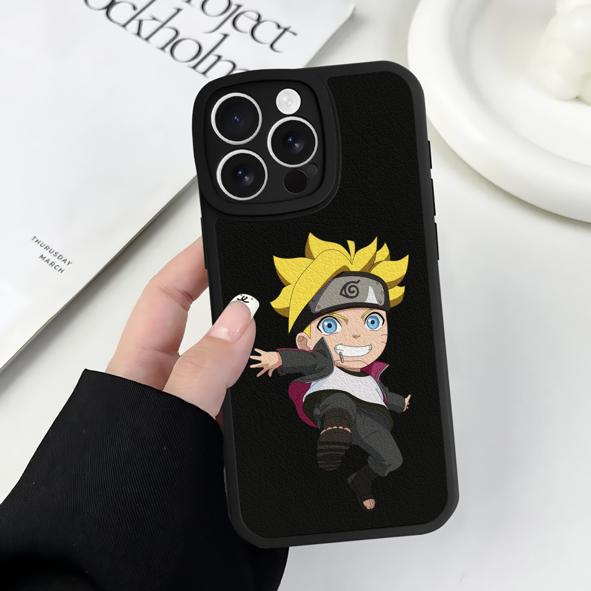 （画像用） NARUTO -ナルト- うずまき ボルト Uzumaki Boruto 【iPhone 16シリーズ対応】シリコンスマホケース（レザー調） 材質：シリコン
